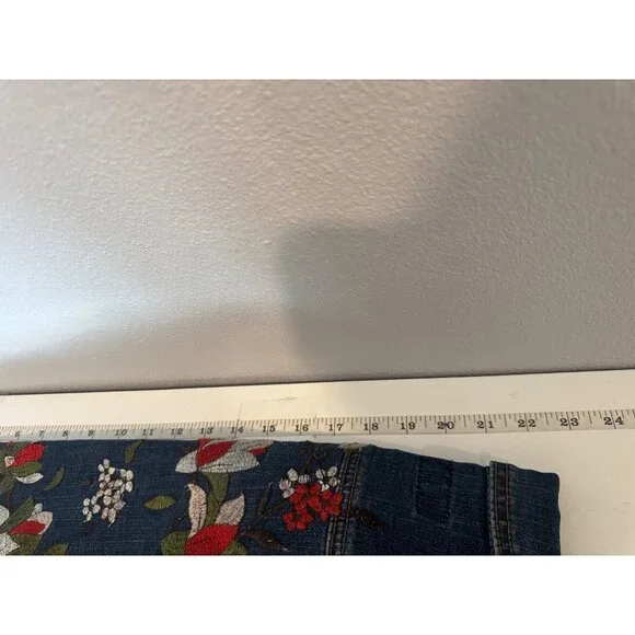 Earl Jeans Womens Jacket XL Blue Denim Trucker Embroidered Boho Floral Festival - Picture 9 of 12